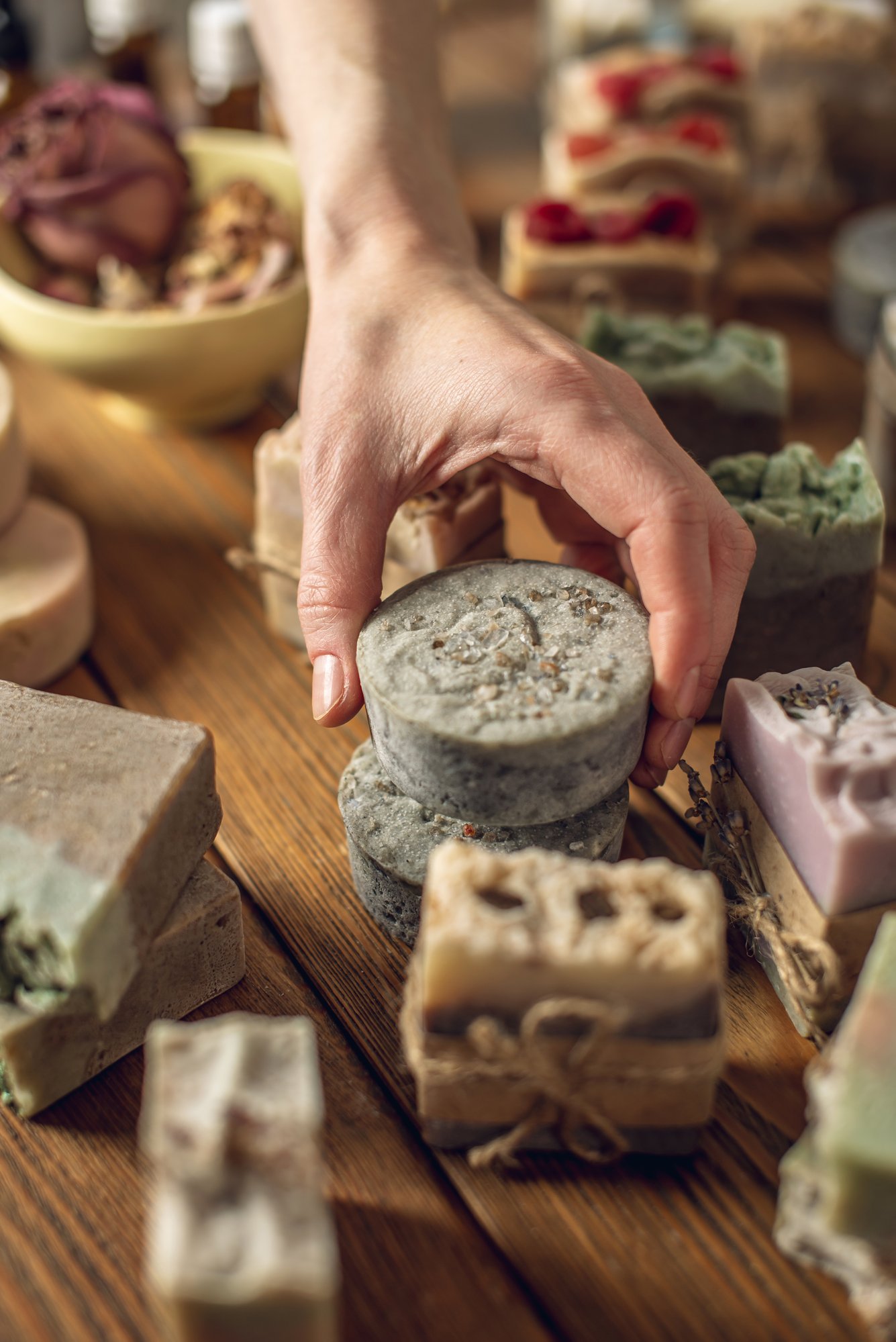 lot-pieces-fragrant-beautiful-natural-soap-wooden-table-workshop lot-pieces-fragrant-beautiful-natural-soap-wooden-table-workshop